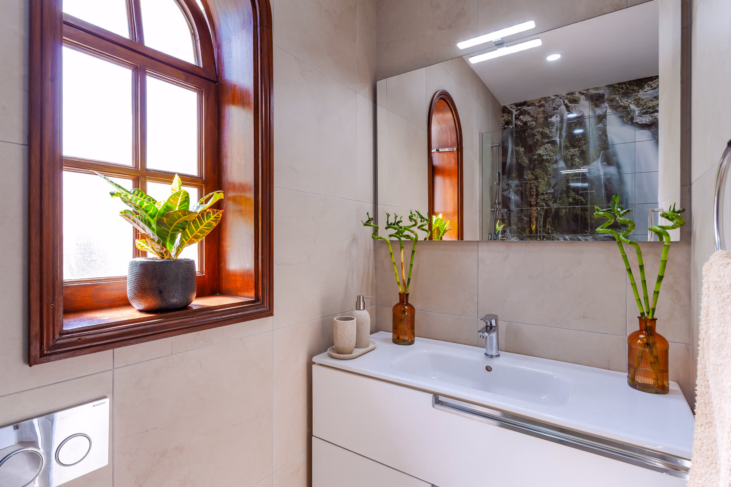 beautiful bathroom photography in bungalow in maspalomas complex next to campo international