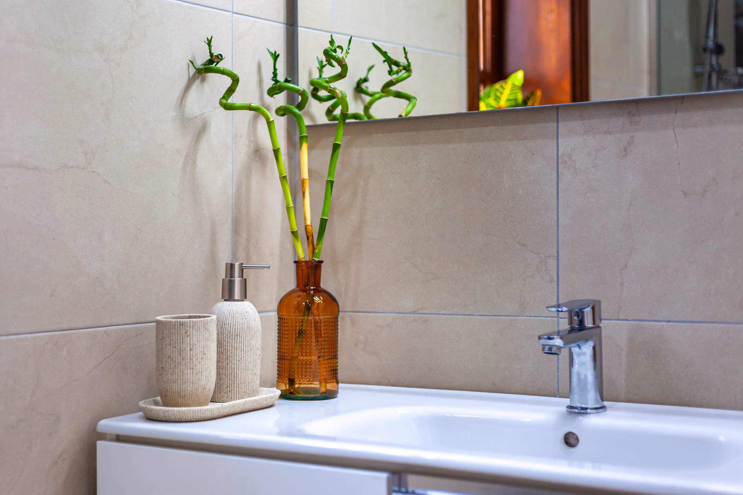 modern bathroom in bungalow in maspalomas complex next to campo international - close up